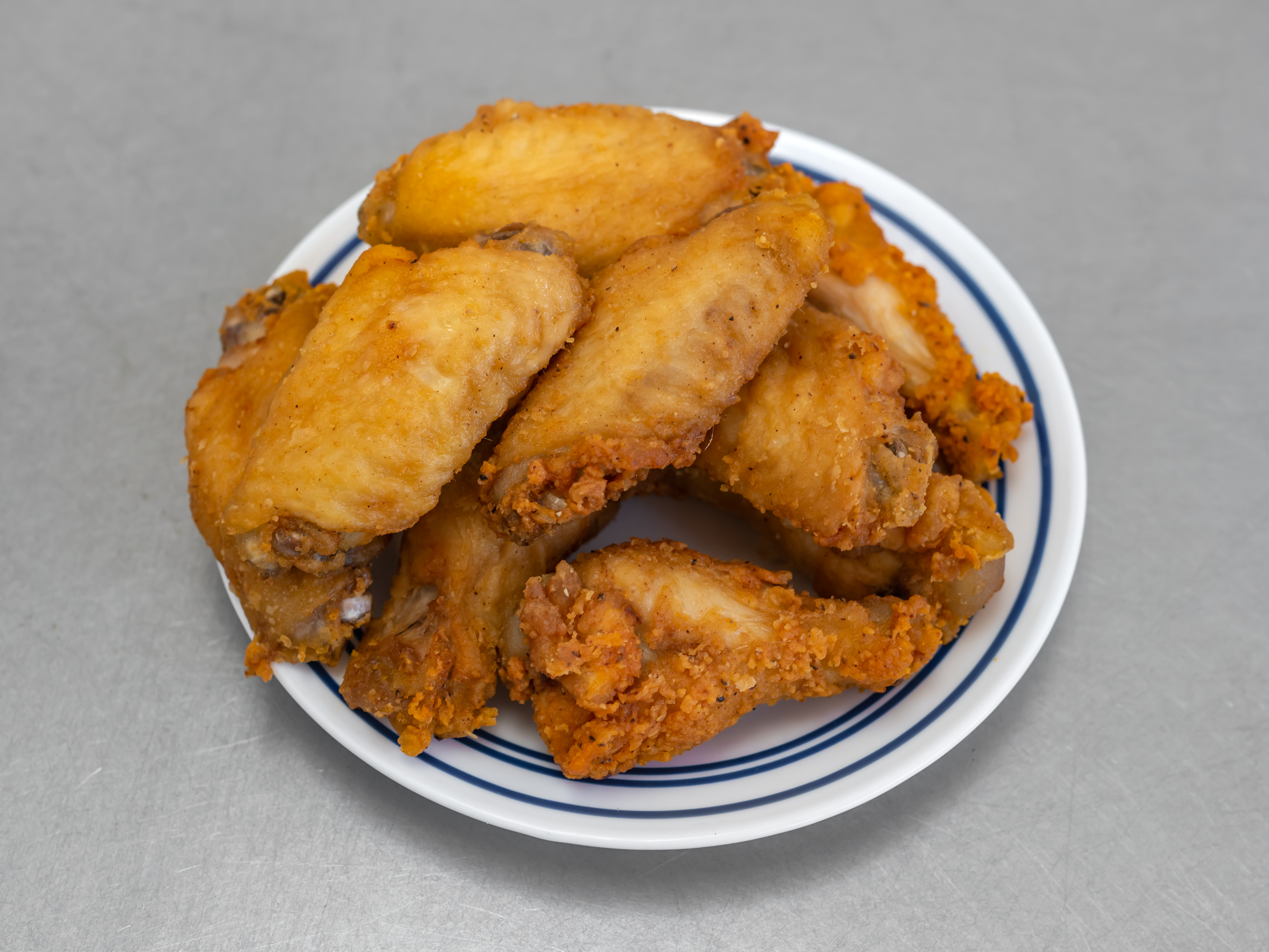 Order Chicken Wings food online from Pizza Mart store, Washington on bringmethat.com