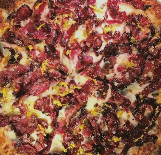 Order Small Pastrami Pizza food online from Vincenzo's Pizza Newhall store, Newhall on bringmethat.com