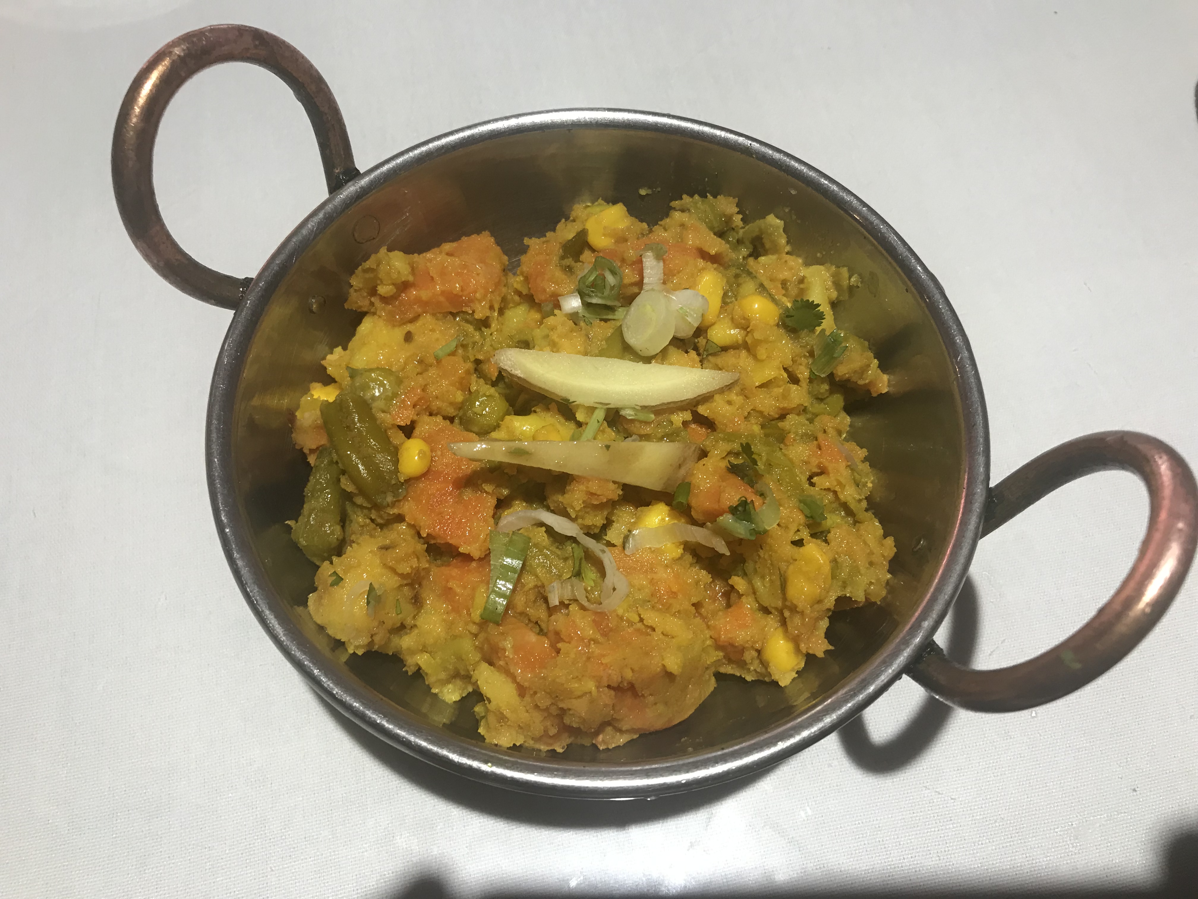 Order Vegetable Jalfrazi food online from Desi Dhaba store, Cambridge on bringmethat.com