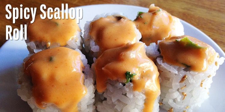 Order Spicy Scallop Roll. food online from Gorilla Sushi store, Chicago on bringmethat.com
