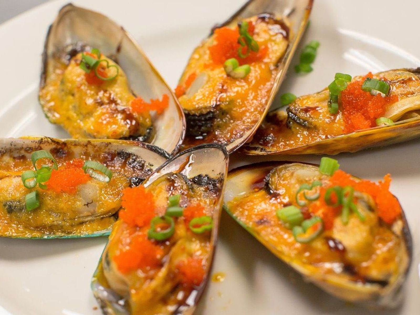 Order Baked Green Mussel food online from The Room Sushi Bar store, Los Angeles on bringmethat.com