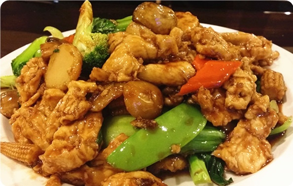 Order Chicken with Vegetables food online from Red Lantern Chinese Cuisine store, Glendora on bringmethat.com