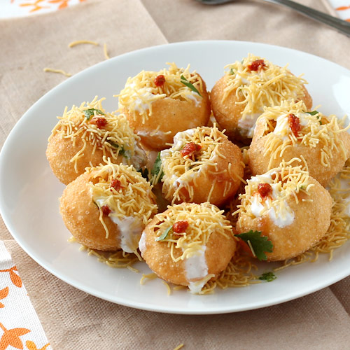 Order Dahi Puri 8Pc food online from Baisakhi Dhaba store, Voorhees Township on bringmethat.com