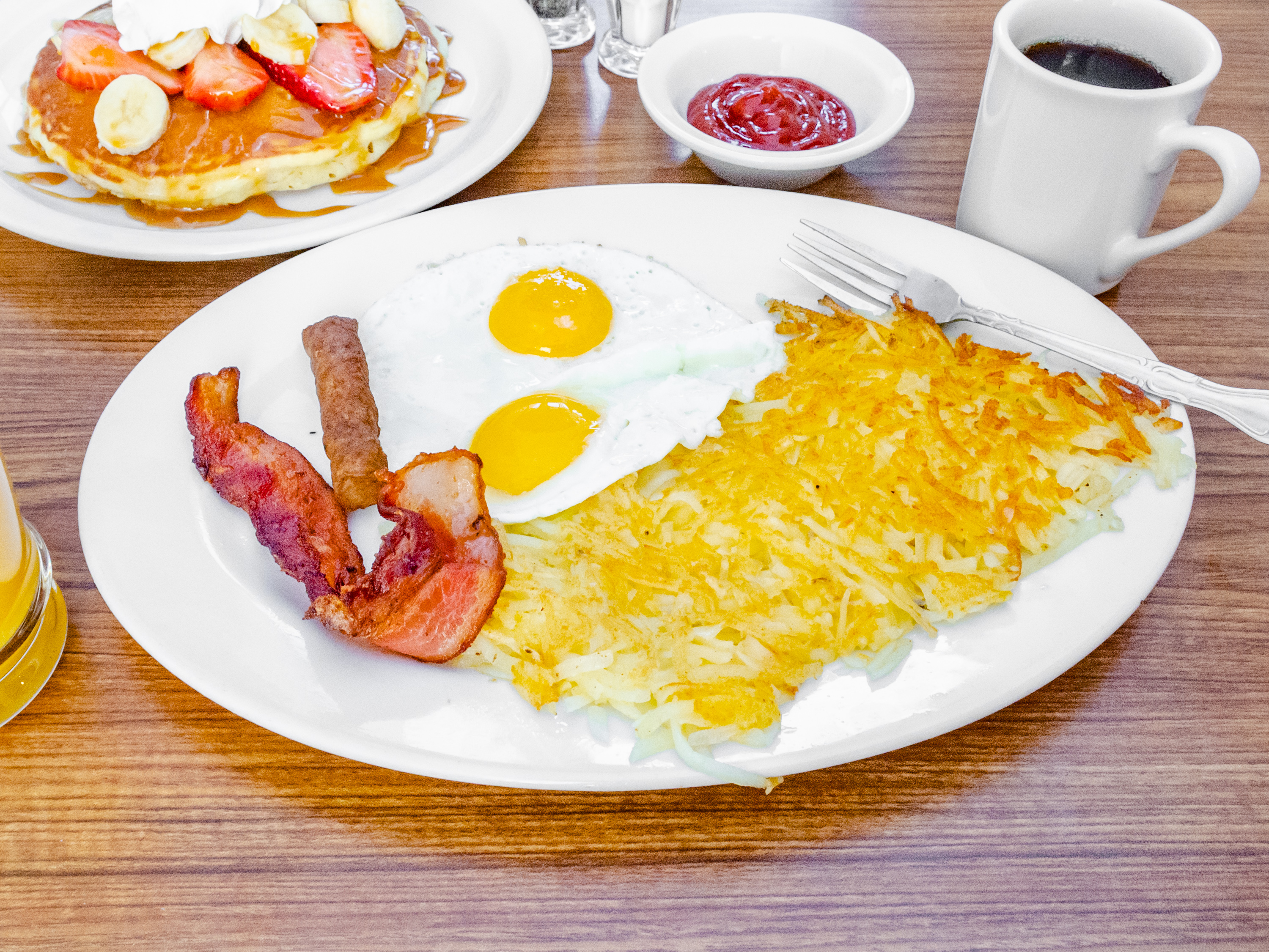 Order Senior Pancake Breakfast Breakfast food online from Ericas cafe store, Citrus Heights on bringmethat.com