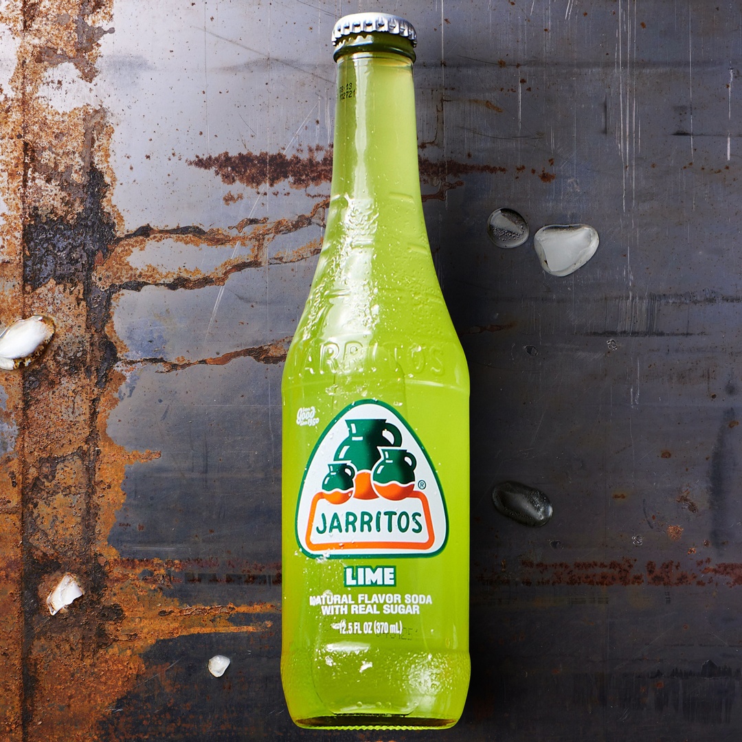 Order Jarritos Limón Mexican Soda food online from George Lopez Tacos store, San Pablo on bringmethat.com
