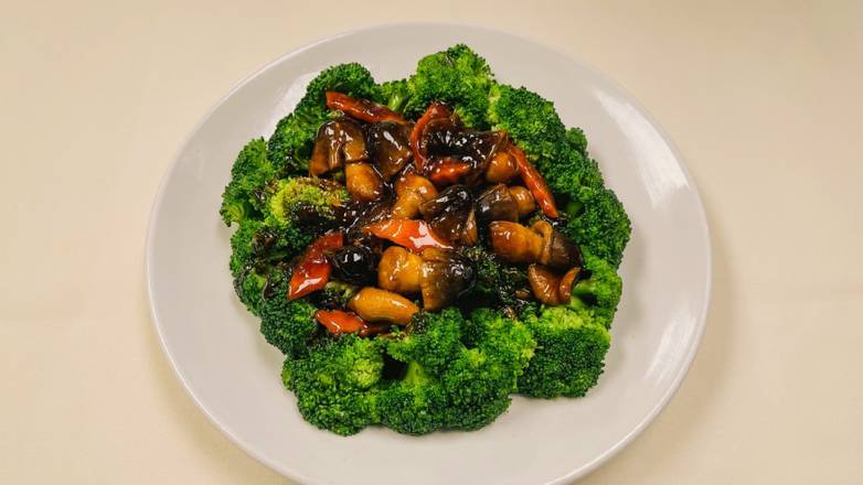 Order Broccoli wOyster Sauce food online from Yeung Shing Restaurant store, Los Gatos on bringmethat.com