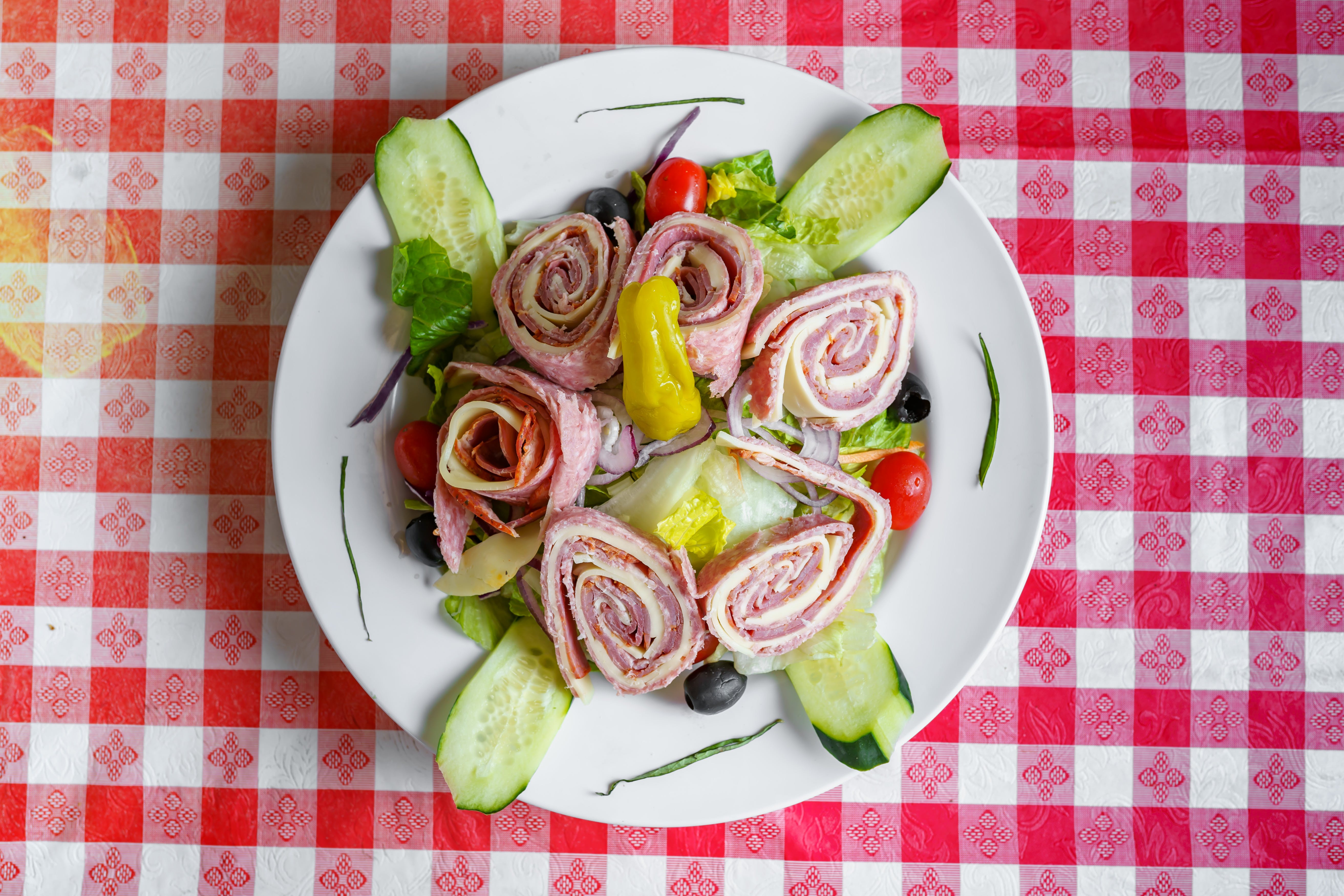 Order Antipasto Salad - Small food online from Steve Pizza On Us1 store, Palmetto Bay on bringmethat.com