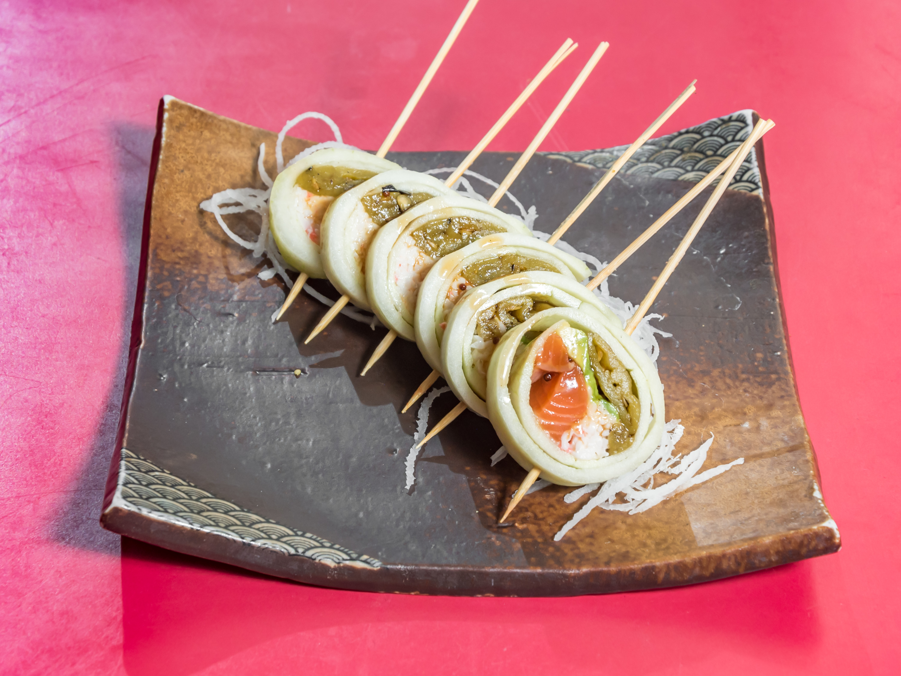 Order New Yorker Roll food online from Samurai Grill & Sushi Bar store, Albuquerque on bringmethat.com