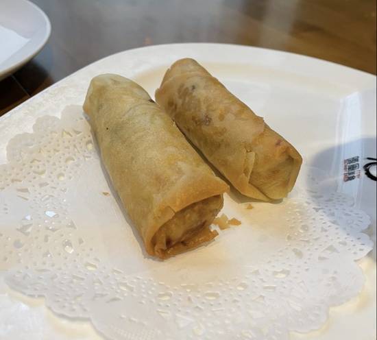 Order 131. Chicken Egg Roll (2 pcs) food online from Lao Sze Chuan store, Chicago on bringmethat.com