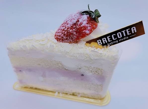 Order Strawberry Chocolate Cake food online from Brecotea store, Cary on bringmethat.com