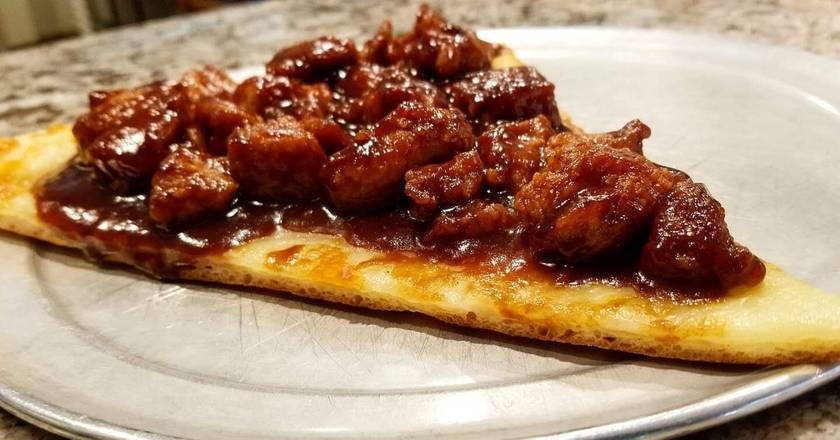 Order BBQ Chicken Pizza food online from Sal's Pizza Factory store, Charlotte on bringmethat.com