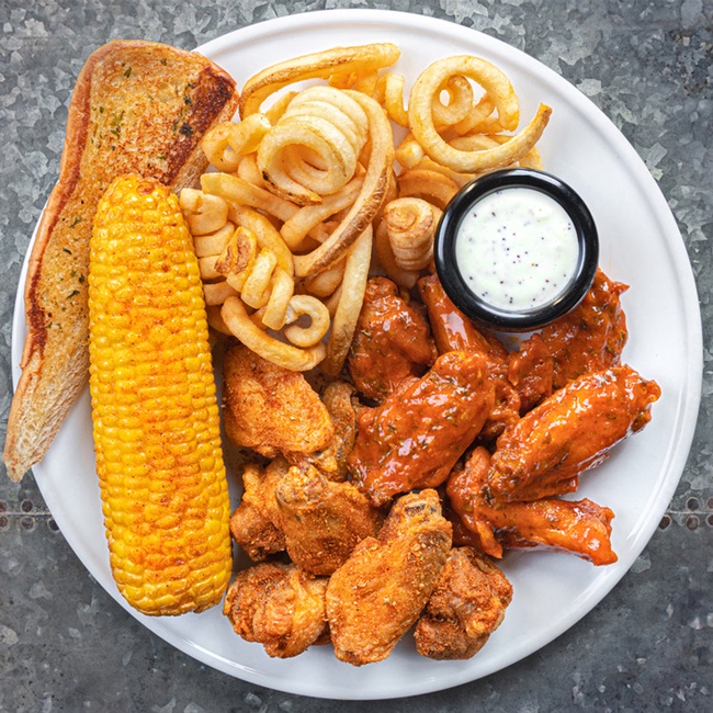 Order Chicken Wing Dinner food online from Buffalo Cafe store, Rome on bringmethat.com