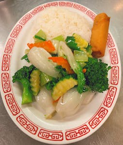 Order Vegetable Deluxe food online from Season Kitchen store, Granite Bay on bringmethat.com