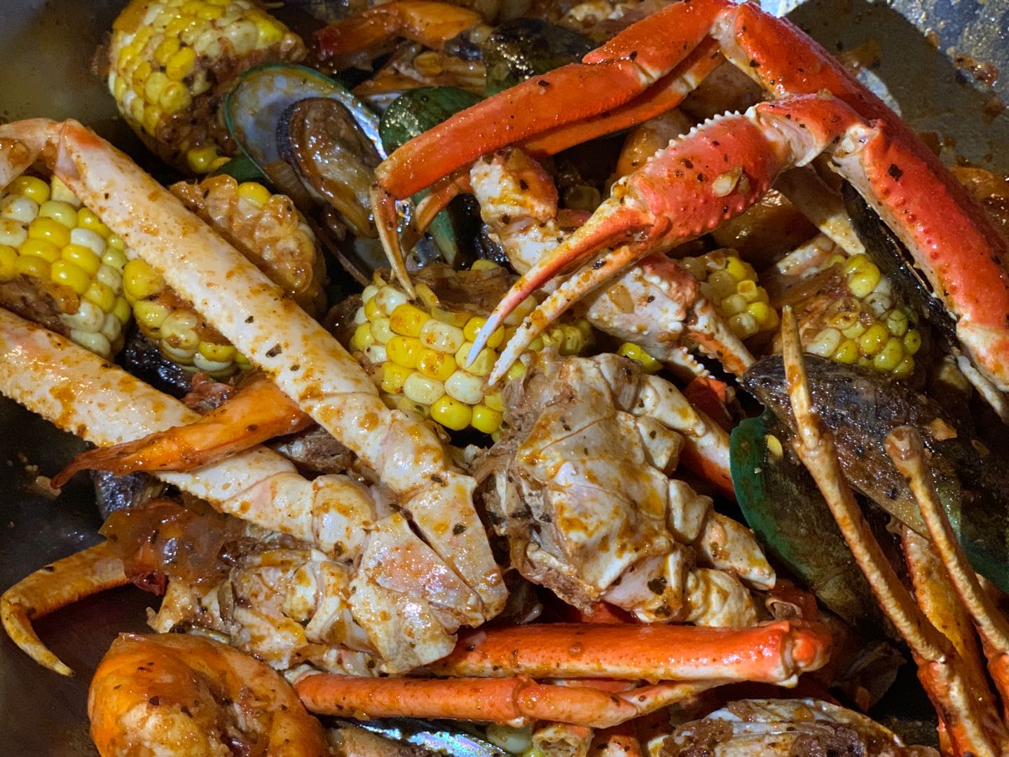 Order 1lb Snow Crab Legs and Shrimp(Cajun) food online from King Buffet store, Crystal Lake on bringmethat.com