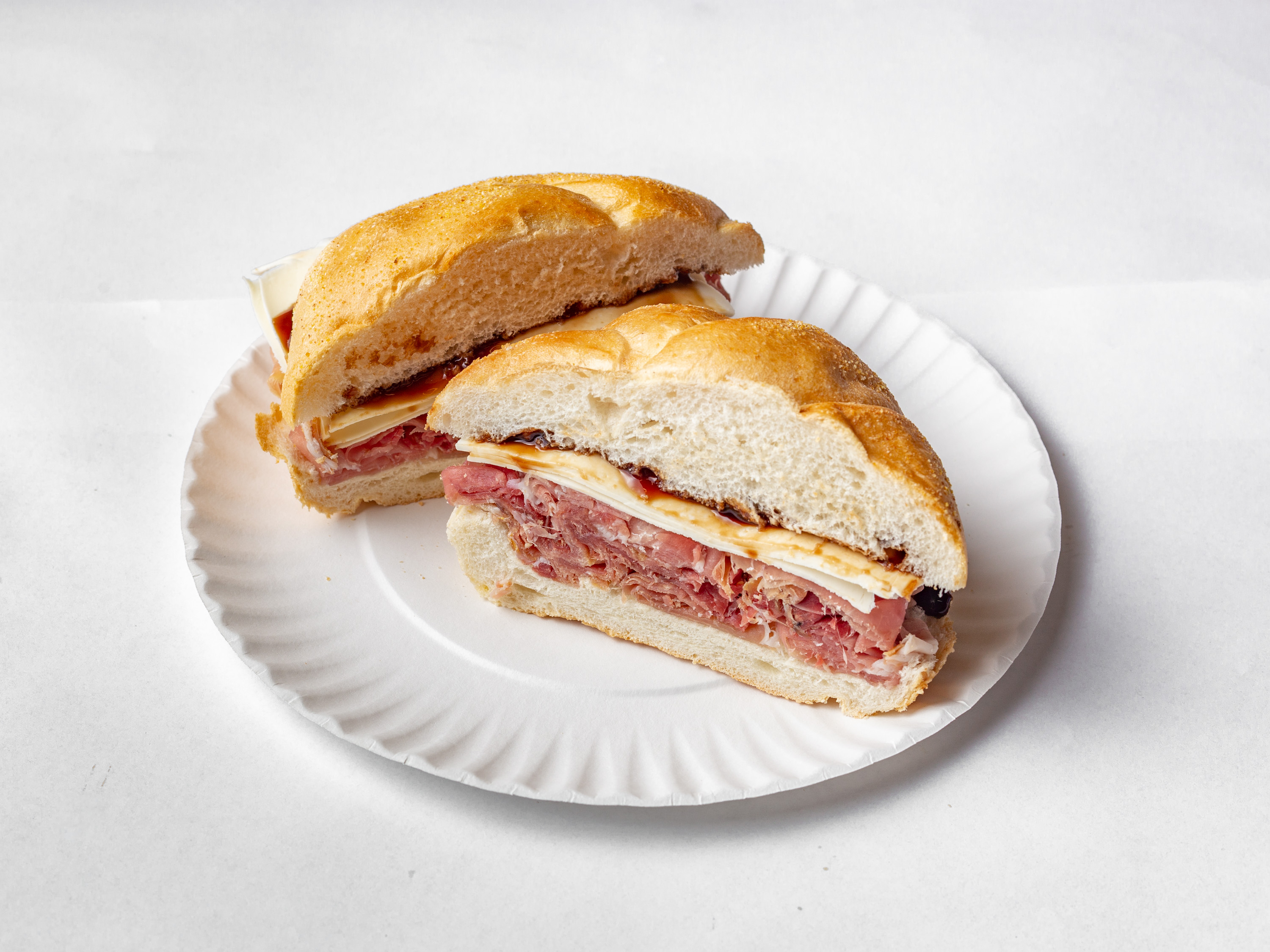 Order Prosciutto and Fresh Mozzarella Sandwich food online from Bagels On the Hudson store, Hoboken on bringmethat.com
