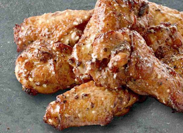 Order Chicken Wings food online from Papa Johns Pizza store, Bakersfield on bringmethat.com