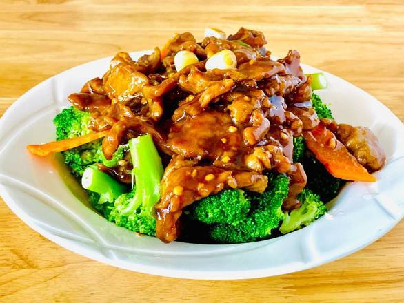 Order Broccoli Beef food online from Yh-Beijing store, San Francisco on bringmethat.com