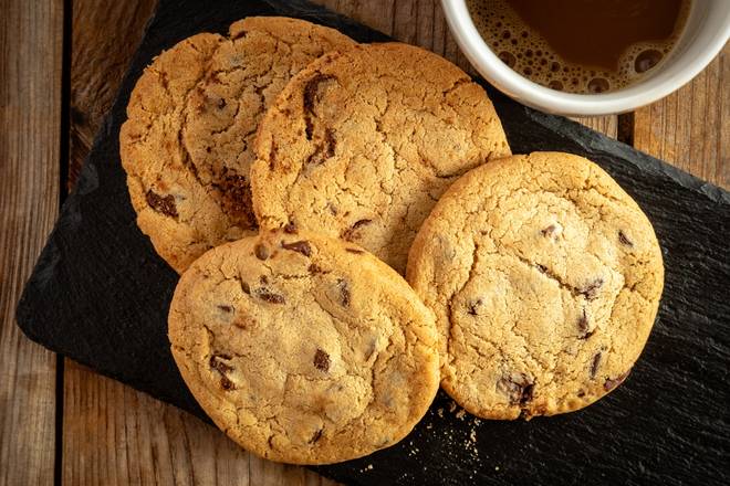 Order Chocolate Chip Cookies food online from Uno Pizzeria- Newtown Square store, Newtown on bringmethat.com