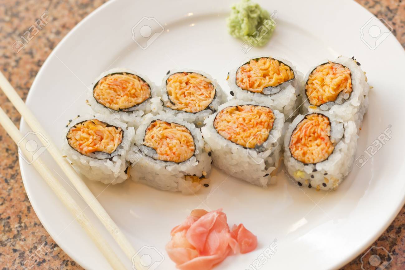 Order Spicy Lobster Roll food online from Samurai Japanese Steak House store, Huntington on bringmethat.com