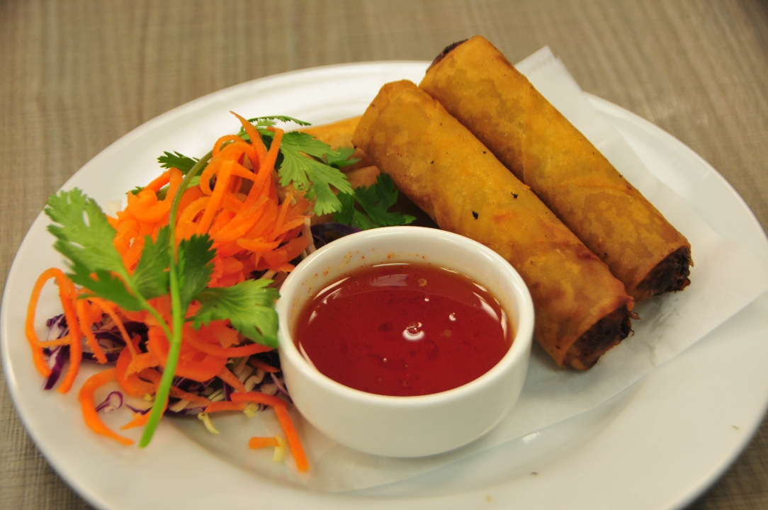 Order Crispy Spring Rolls food online from Saucy's Thai & Pho store, Plano on bringmethat.com