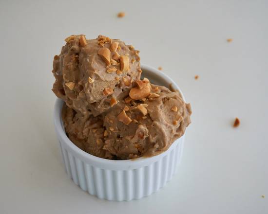 Order Haagen-Dazs Chocolate Peanut Butter food online from Ice Cream Super Star store, Oakland on bringmethat.com