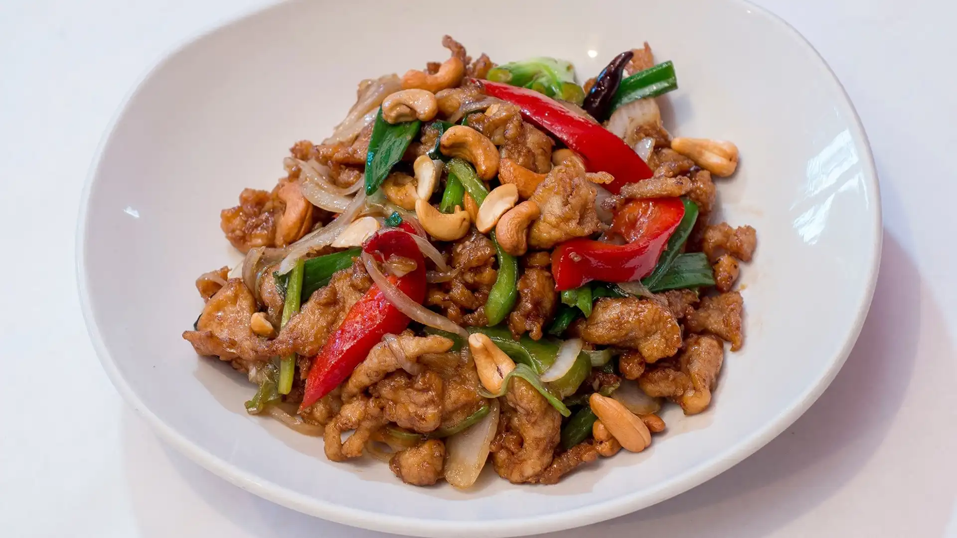 Order Roasted Cashew Nut food online from Shana Thai store, Mountain View on bringmethat.com