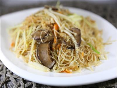 Order Stir-Fried Vermicelli w/ Dried Scallops and Golden Mushroom food online from MingHin Cuisine - South Loop store, Chicago on bringmethat.com