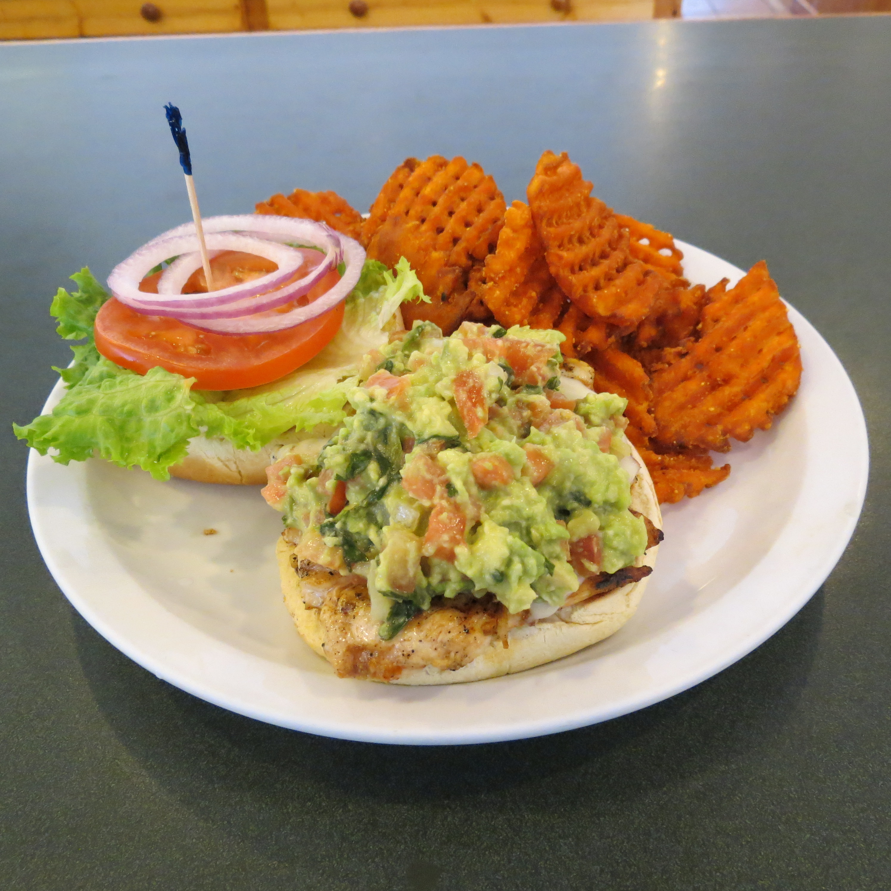 Order Guacamole Burger food online from Grand Day Cafe store, Columbus on bringmethat.com