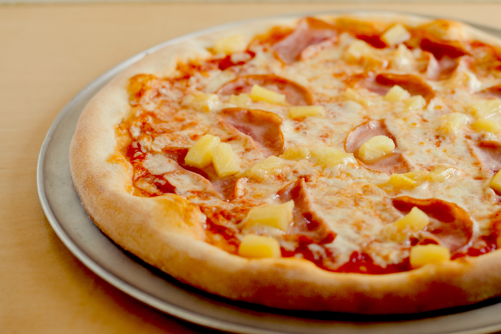 Order Hawaiian Pizza food online from Slice store, Playa Vista on bringmethat.com