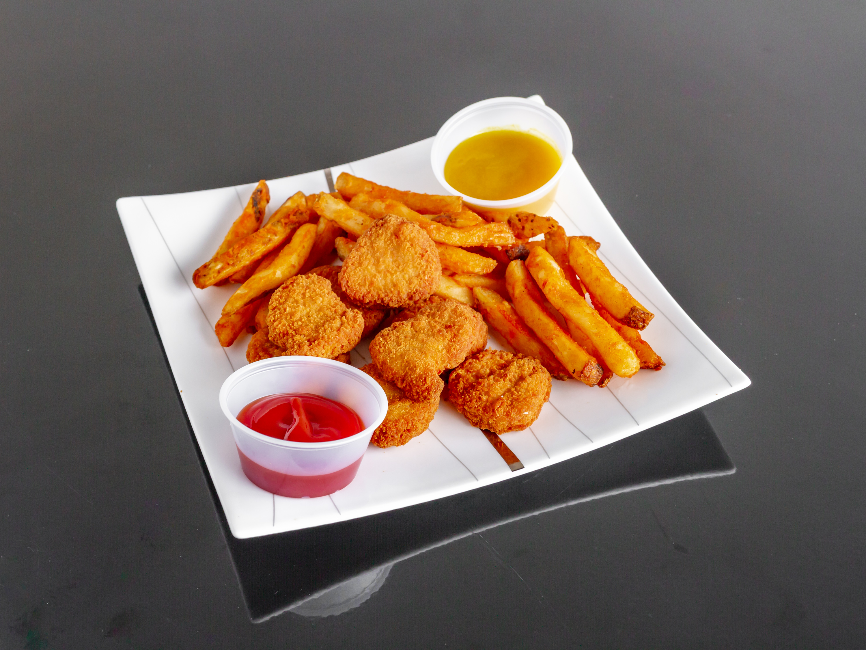 Order Chicken Nuggets  food online from Columbia Cafe store, Elkridge on bringmethat.com