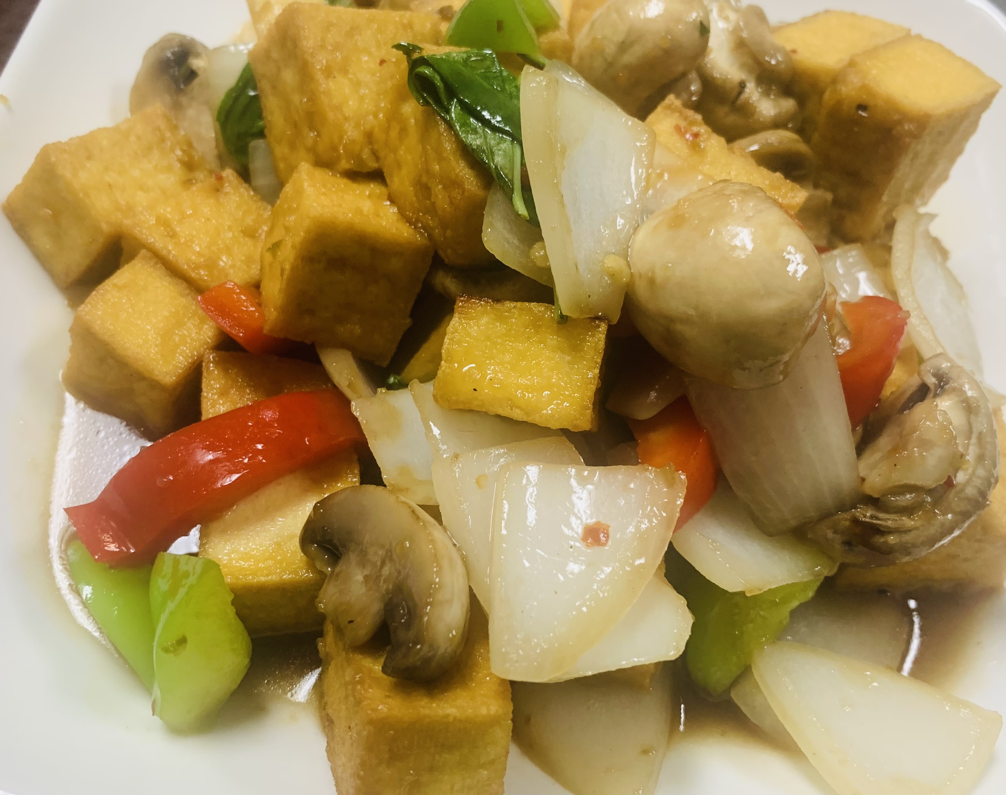 Order Basil Tofu  food online from Shine Thai Cuisine store, Daly City on bringmethat.com