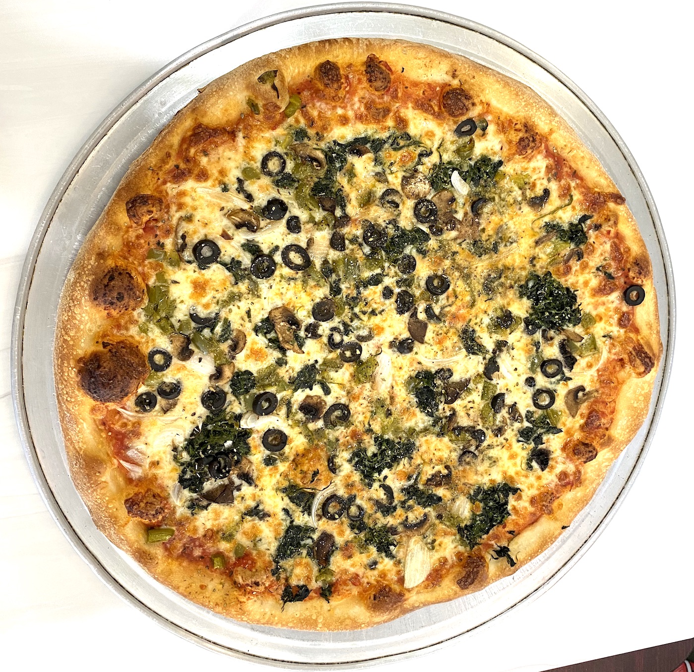 Order Veggie Lovers Specialty Pizza (18" XL) food online from Heavenly Crust Pizza store, North Richland Hills on bringmethat.com