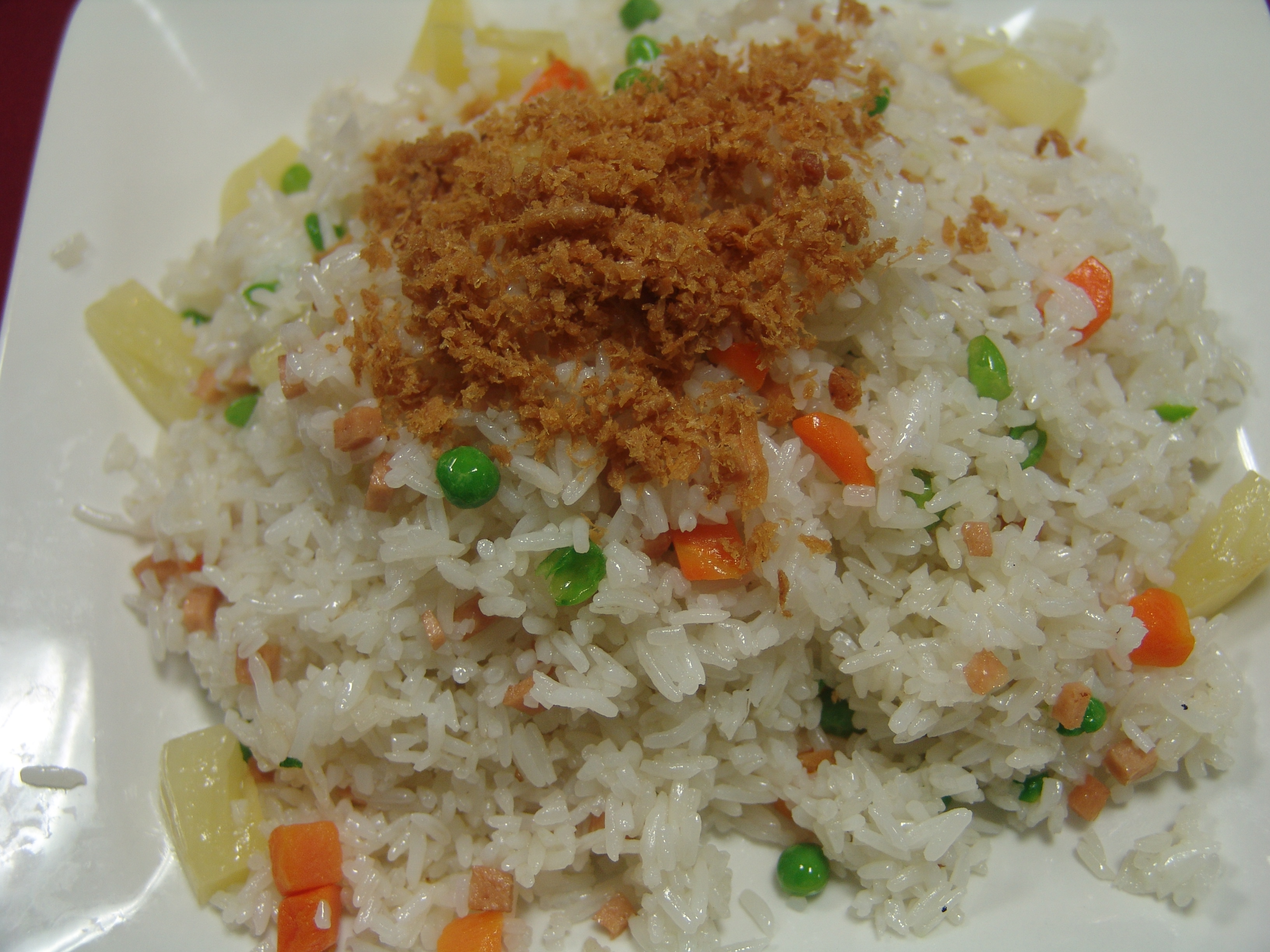 Order Fried Rice with Pineapple 菠蘿炒飯 food online from Vege Paradise store, San Gabriel on bringmethat.com