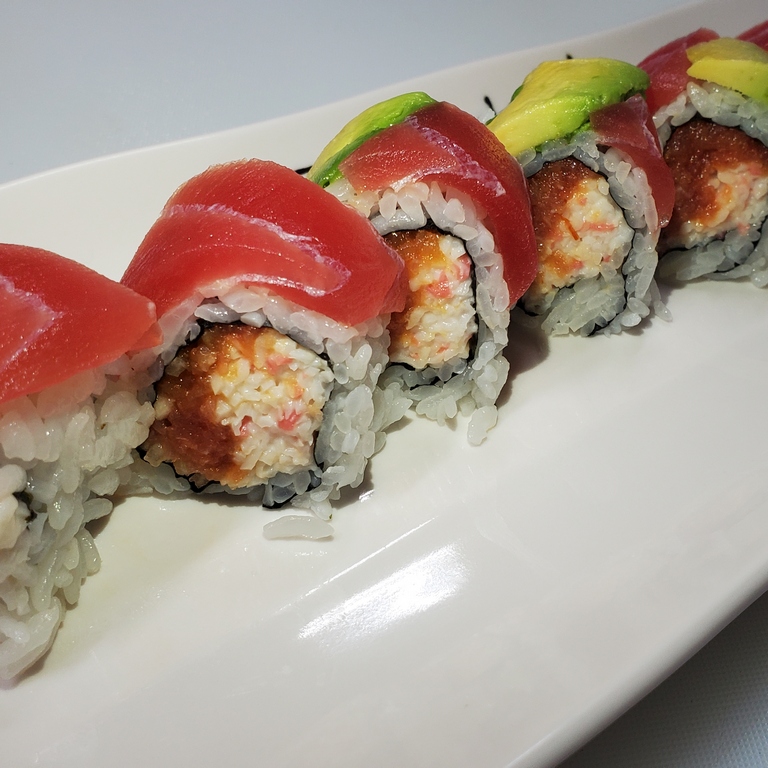 Order Tuna Lover Roll food online from Sushi Loco store, Long Beach on bringmethat.com
