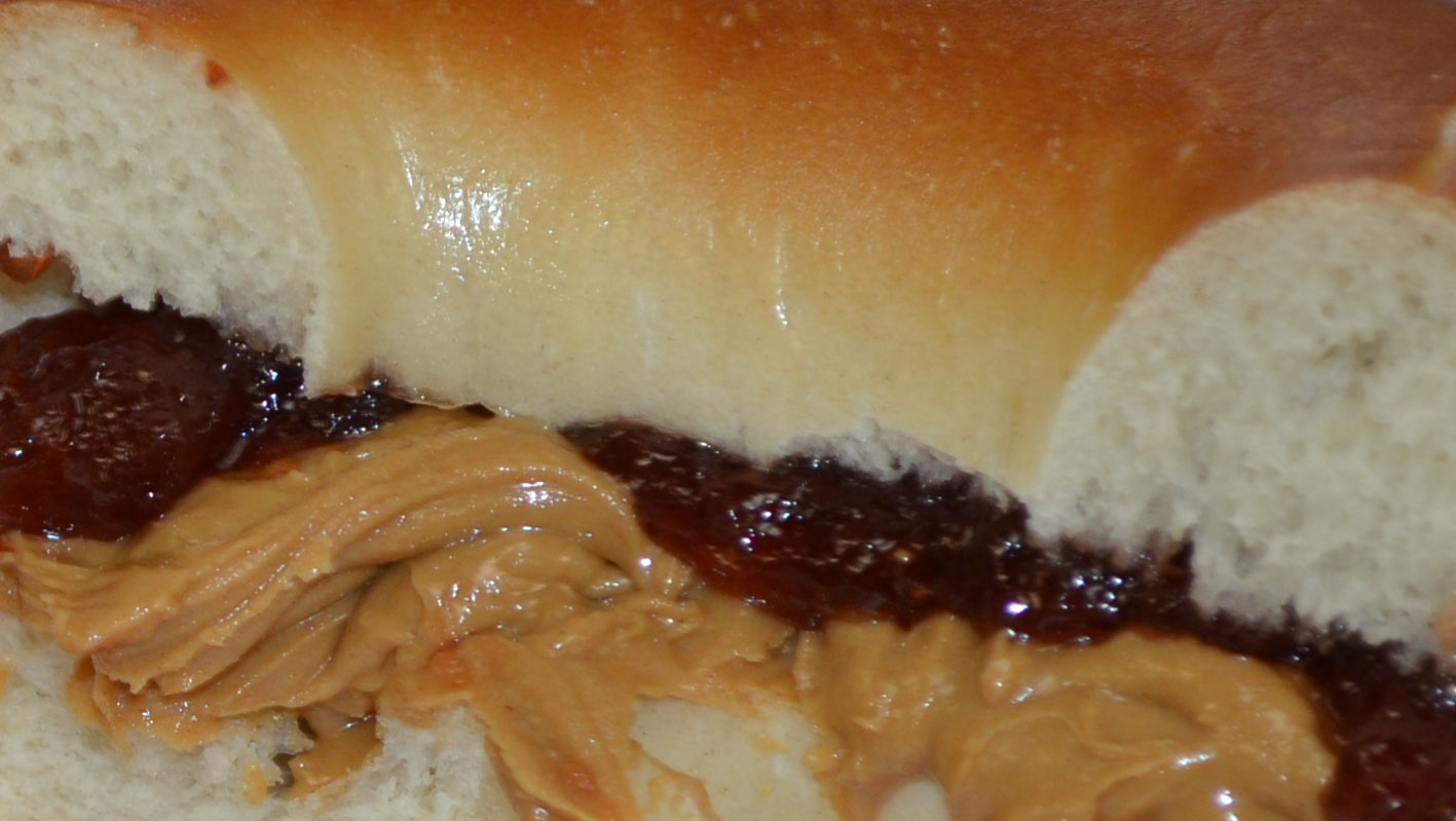 Order Bagel w/Peanut Butter and Jelly food online from Bagel Cafe store, Herndon on bringmethat.com