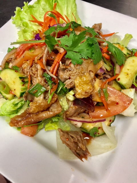 Order Roasted Duck Salad food online from Thai Eagle Rox store, Los Angeles on bringmethat.com