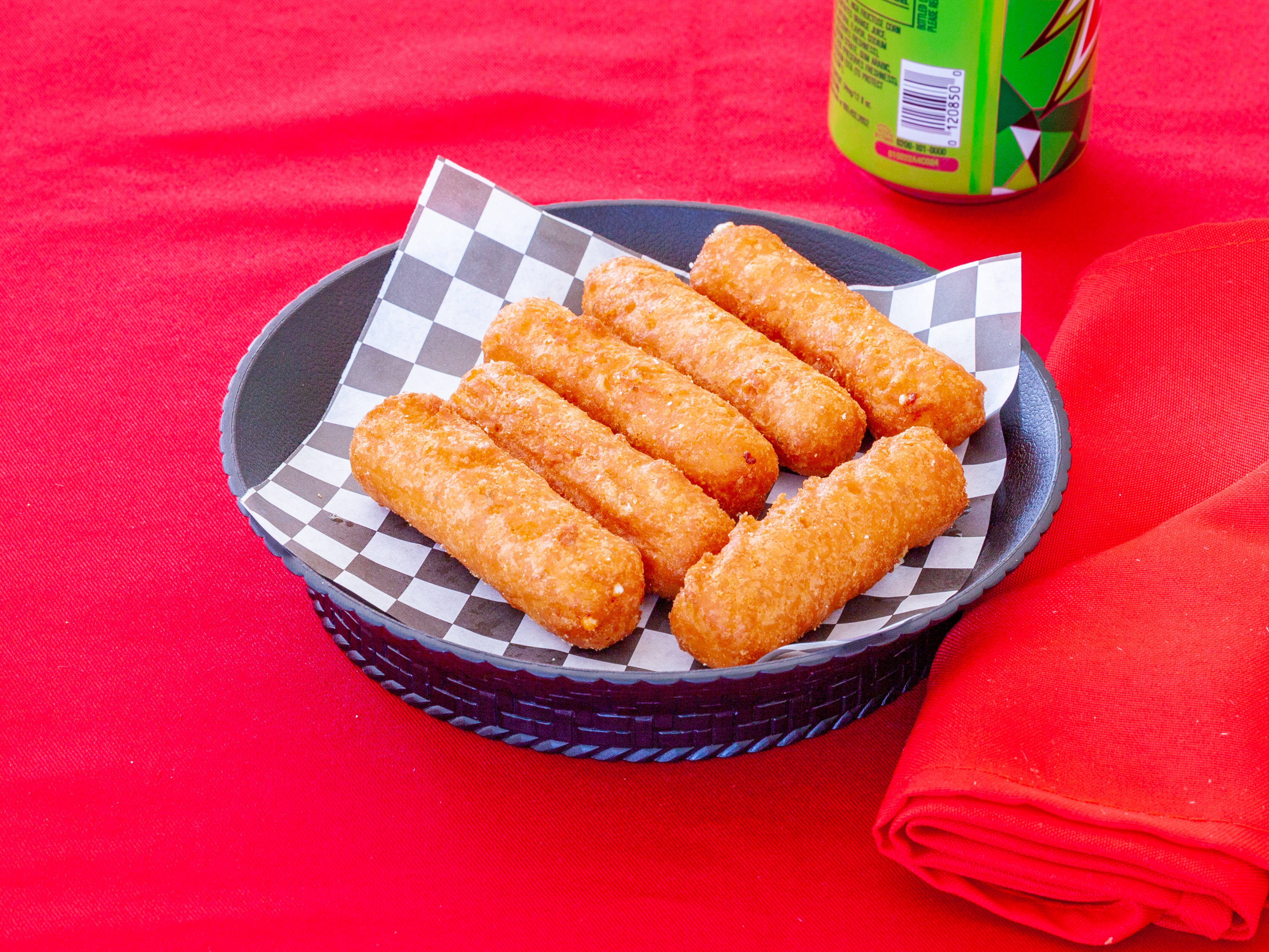 Order 6 Mozzarella Sticks  food online from Gts Fast Food store, Chicago on bringmethat.com