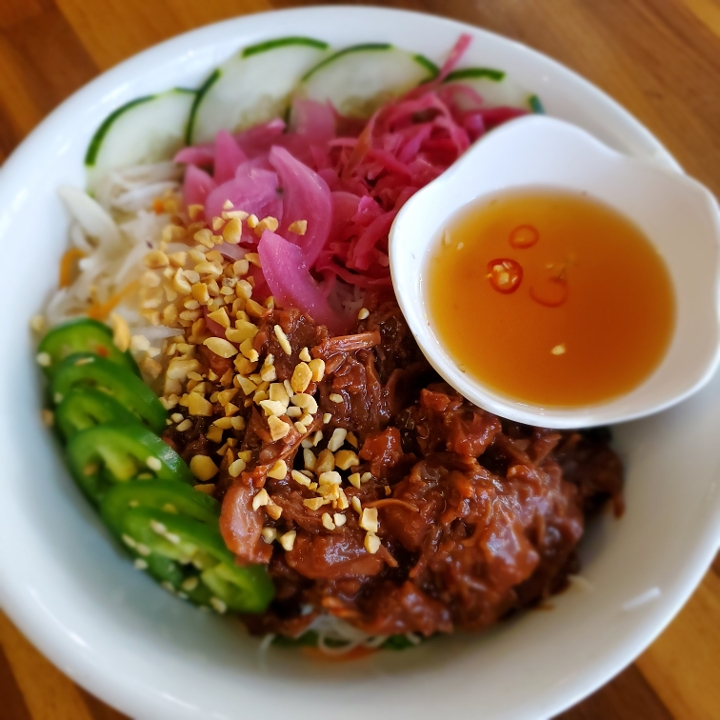 Order Vermicelli Salad food online from Saigon Sisters store, Chicago on bringmethat.com