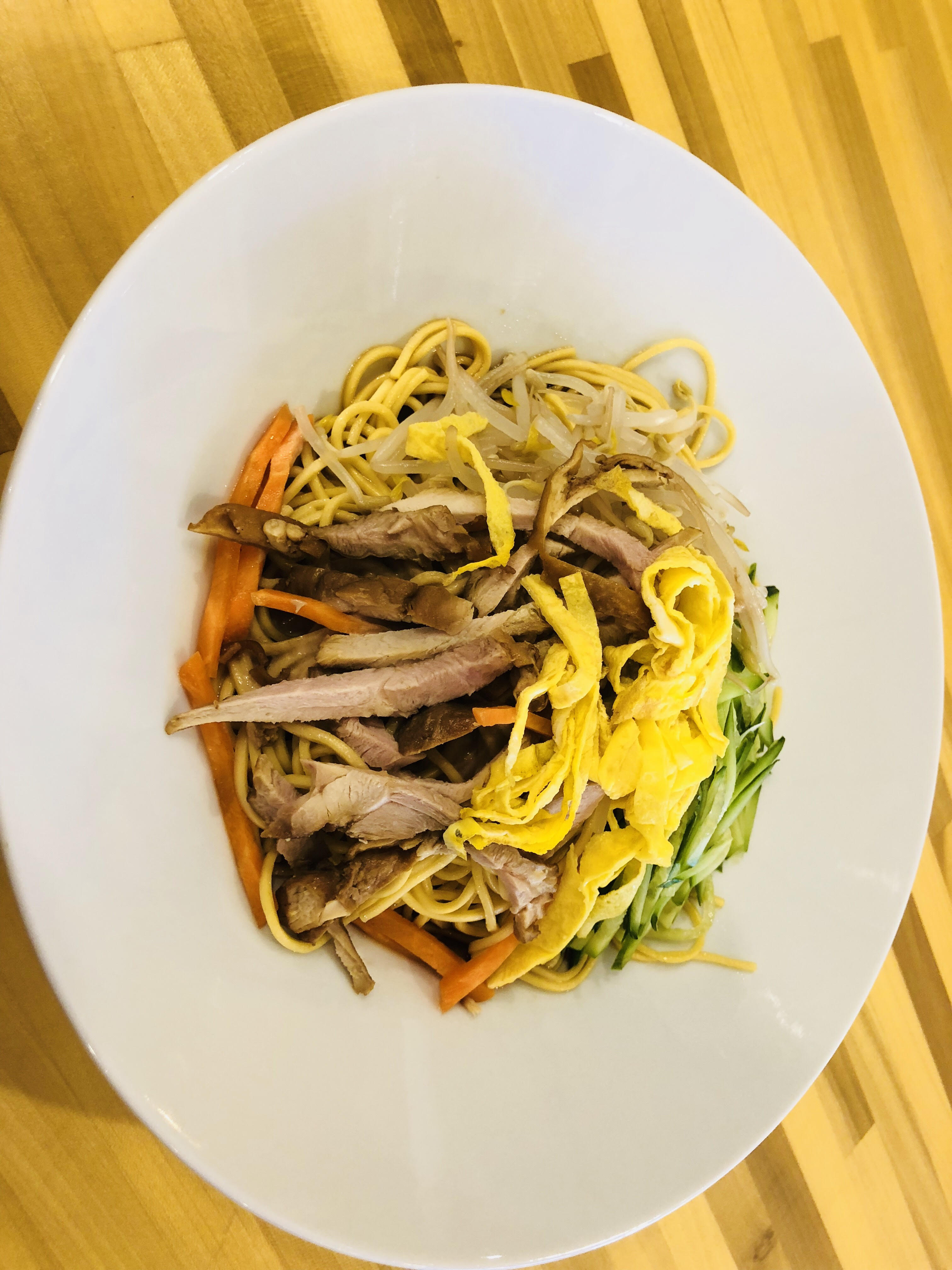 Order A6. Shredded Chicken Noodles food online from Jin's Cafe-Asian Cuisine store, Houston on bringmethat.com