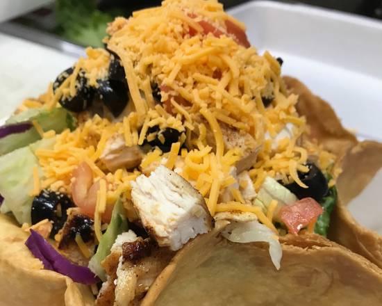 Order Taco Salad food online from Mama's Daughters' Diner store, Irving on bringmethat.com