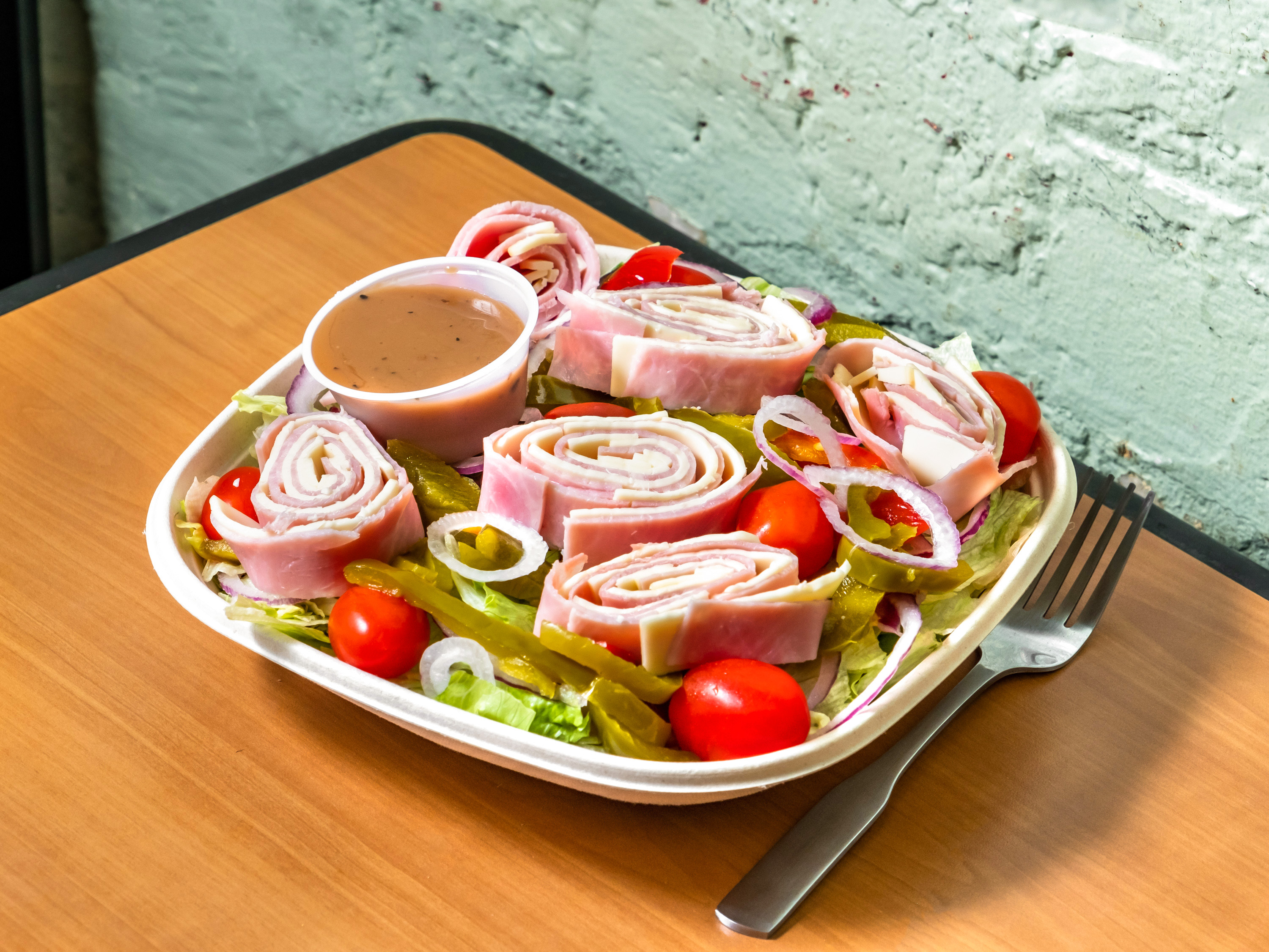 Order House Salad food online from Station Pizza store, Philadelphia on bringmethat.com