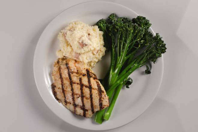 Order GRILLED CHICKEN food online from Macaroni Grill store, Strongsville on bringmethat.com