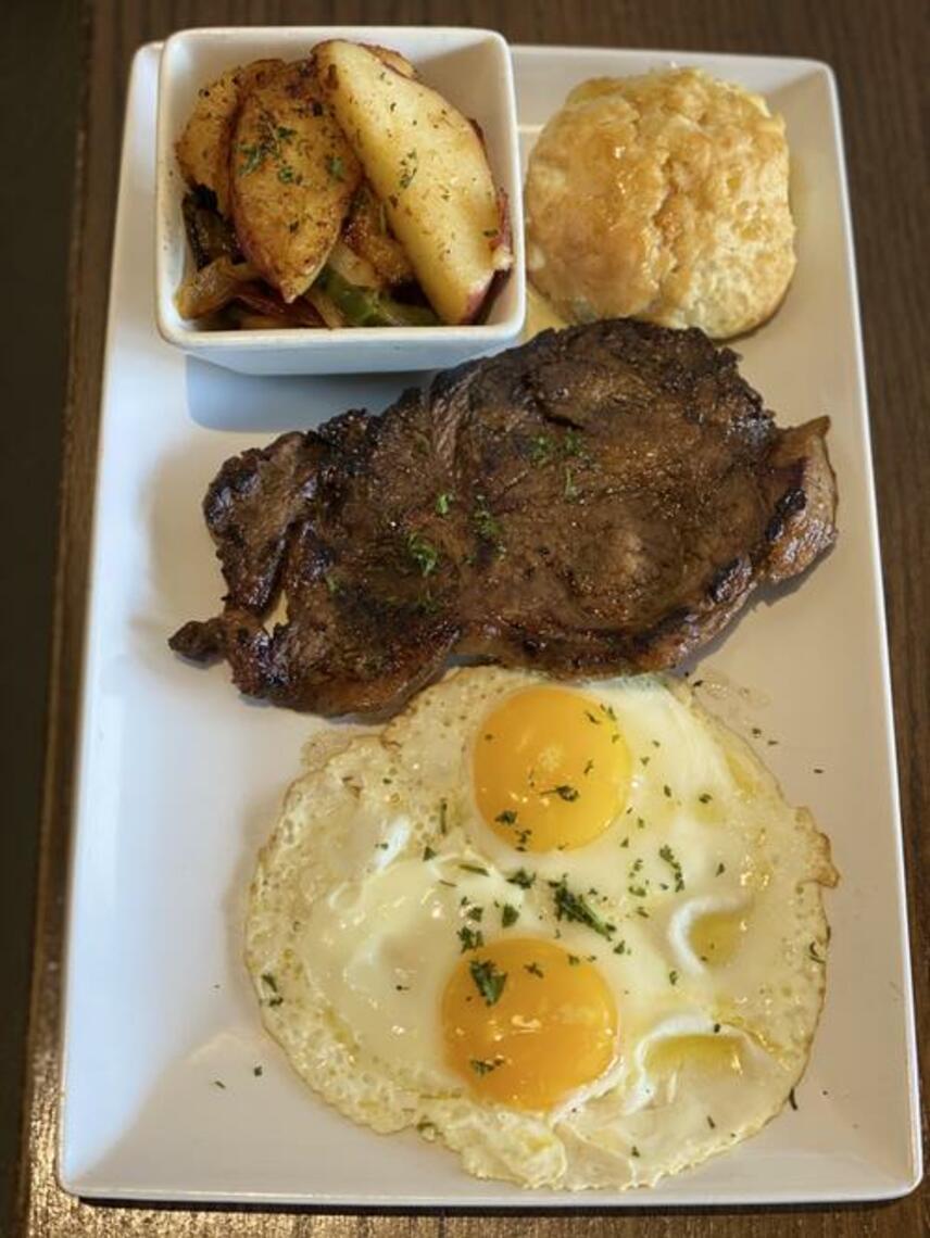 Order Fayetteville Steak & Eggs food online from Gocha Breakfast Bar store, Fayetteville on bringmethat.com