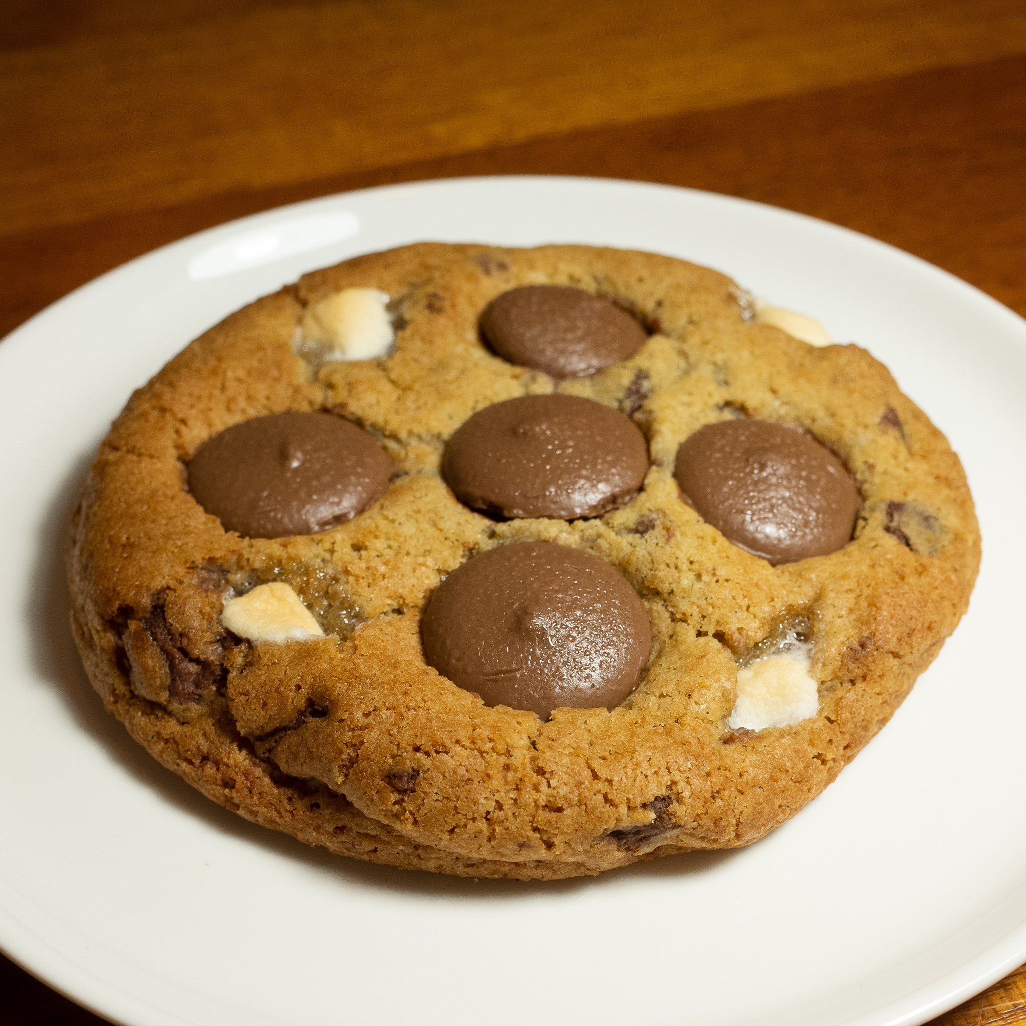 Order S'mores Cookies food online from The Big Cookie Company store, Ridgefield on bringmethat.com