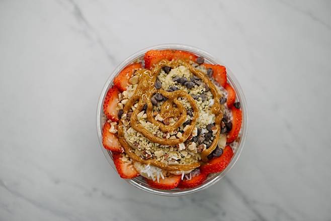 Order OG Bowl food online from Acai Joint store, Rosemead on bringmethat.com