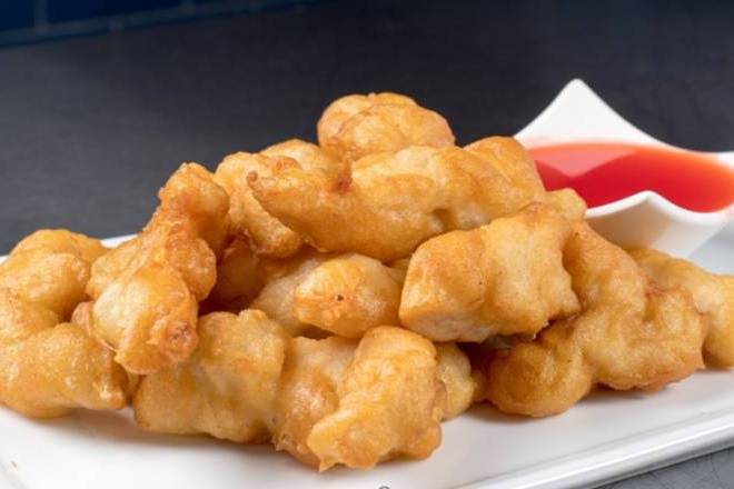 Order Sweet & Sour Chicken food online from Grace Chinese Food II store, New York on bringmethat.com