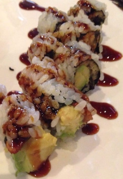 Order Eel Avocado Roll food online from Kumo Sushi and Lounge store, New City on bringmethat.com