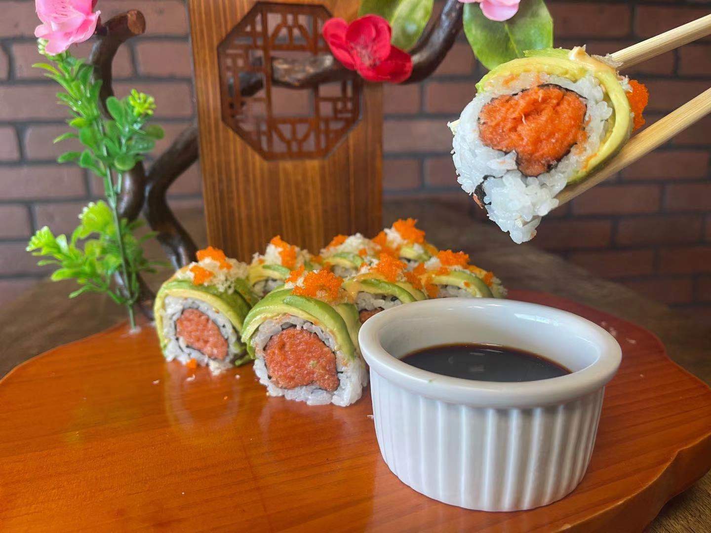 Order Godzilla Roll food online from Chef 21 Sushi Burger store, Simpsonville on bringmethat.com