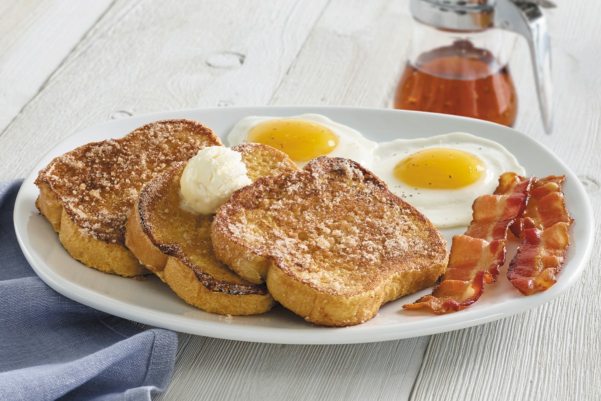 Order CINNY’MIN FRENCH TOAST PLATTER* food online from Perkins Restaurant & Bakery store, Colonia on bringmethat.com
