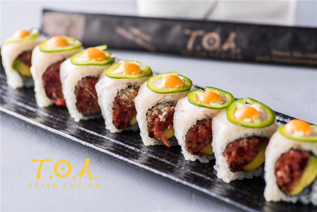 Order Oyster Bay Roll food online from Toa Asian Fusion store, Farmingdale on bringmethat.com